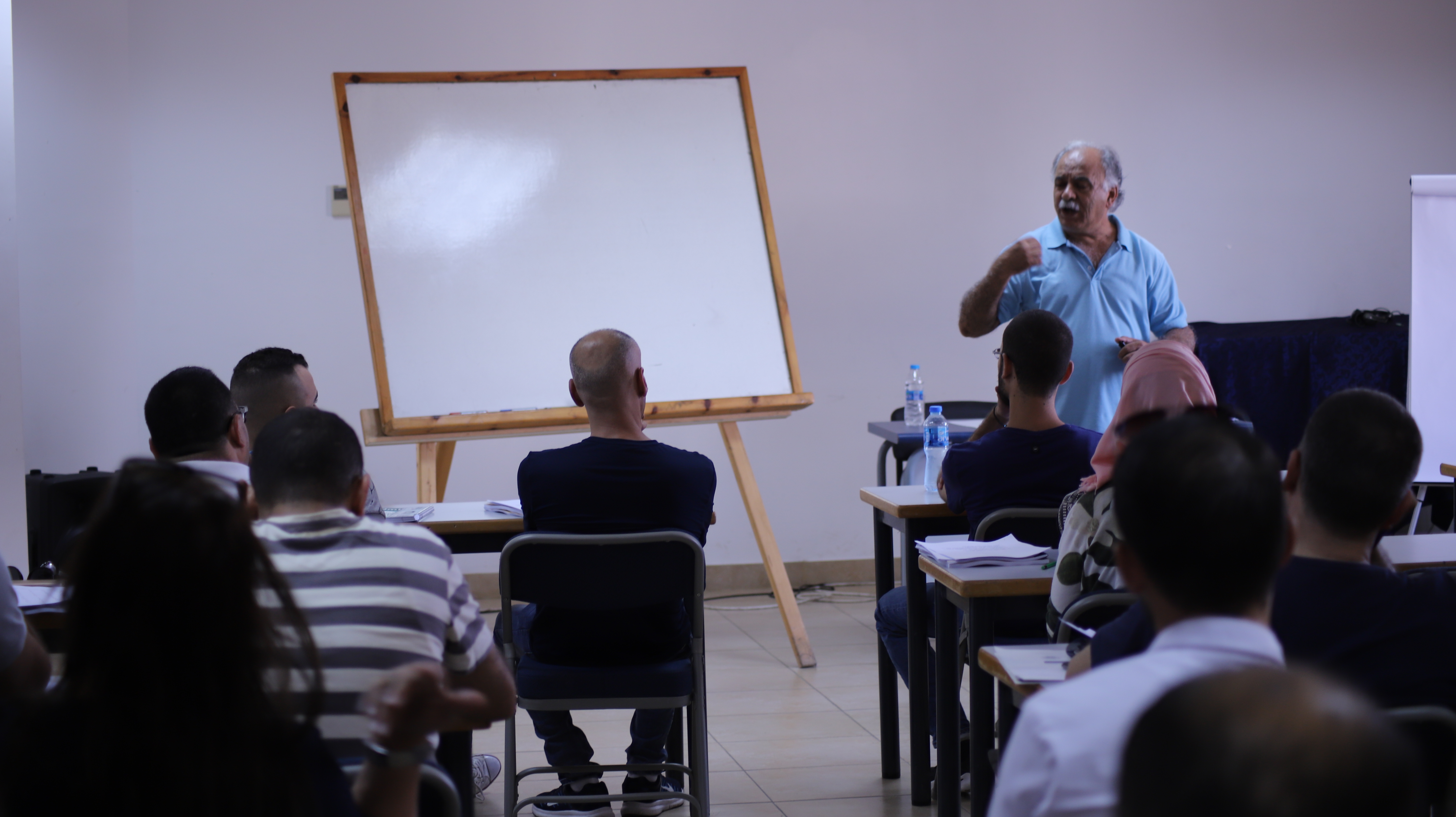 كلية بيت لحم للكتاب المقدس تُضيف برنامج دبلوم مهني متوسط في اللغة العبرية إلى برامجها