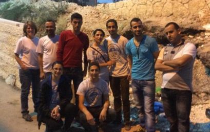 Students Distribute 2,000 Bag Lunches to Workers at Checkpoint 300 in Bethlehem